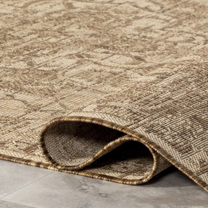 affordable-rugs-carpets-every-roo (2).webp